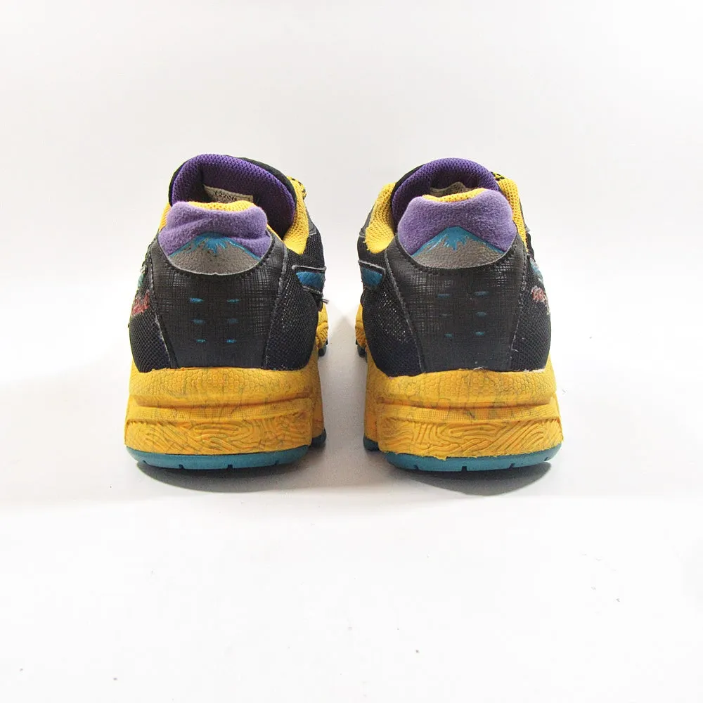ASICS Gel-Fjui Attack