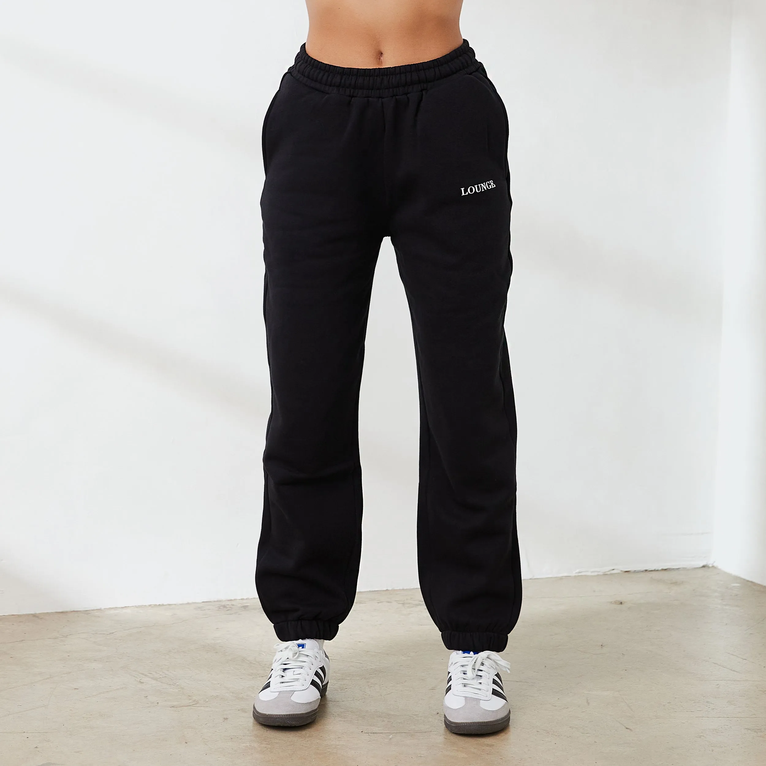 Essential Sweatpants - Black