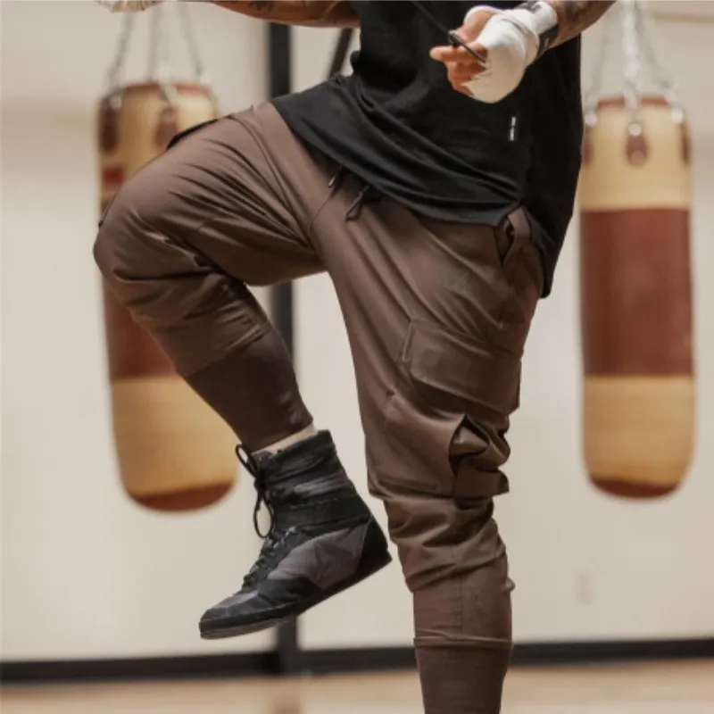 Men's Modern Jogger Cargo Pants with Large Pockets | Perfect for All Seasons