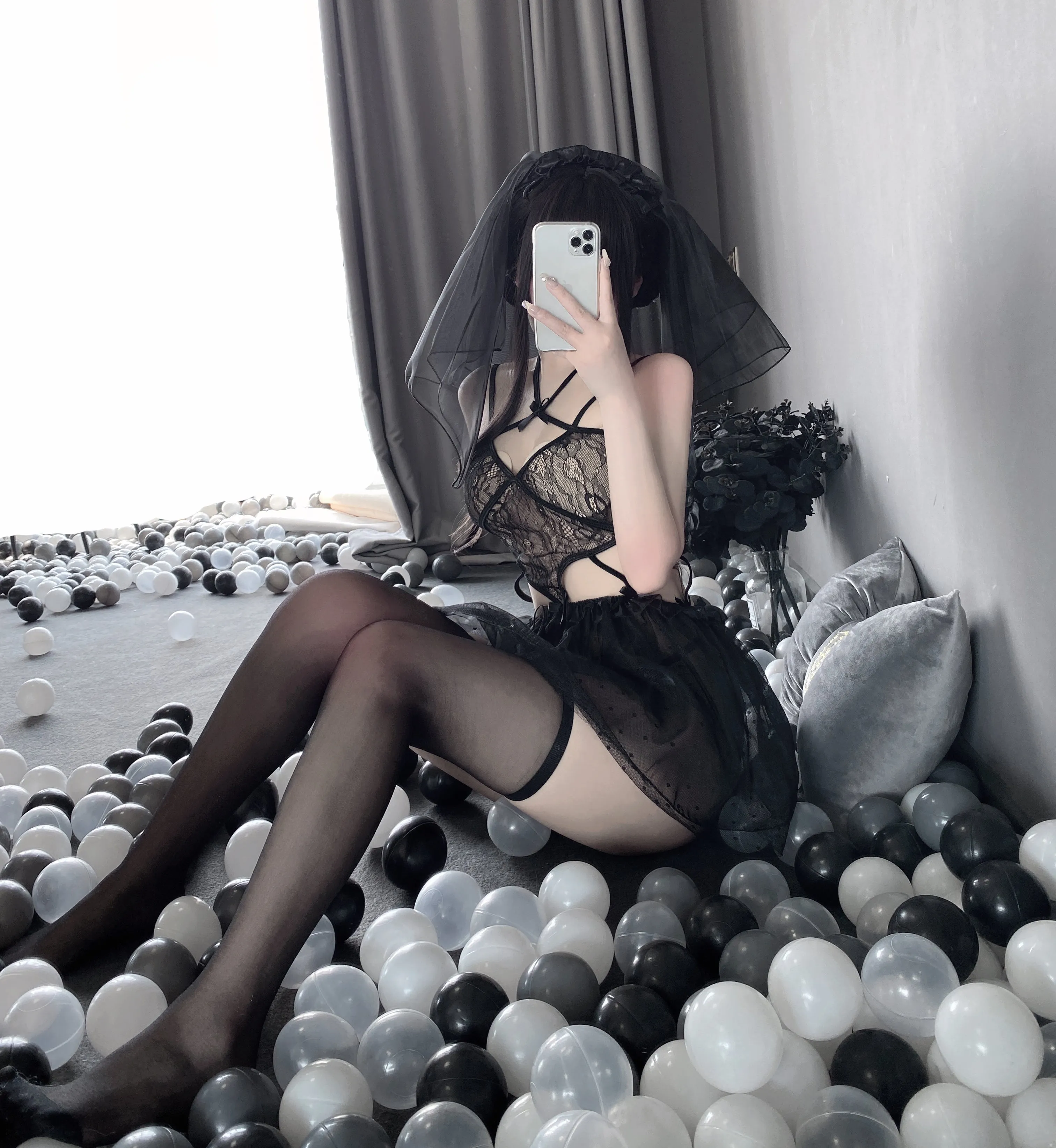 T-2548 Mesh sheer hot little chest love bride role-playing