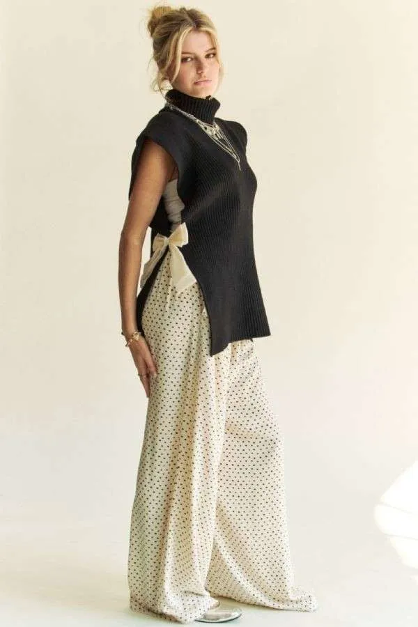 TEEK - Black Side Split Turtleneck Sleeveless Knit Top